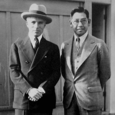 チャップリンの相続人の日本人『高野虎市』って誰？事件も気になる！
