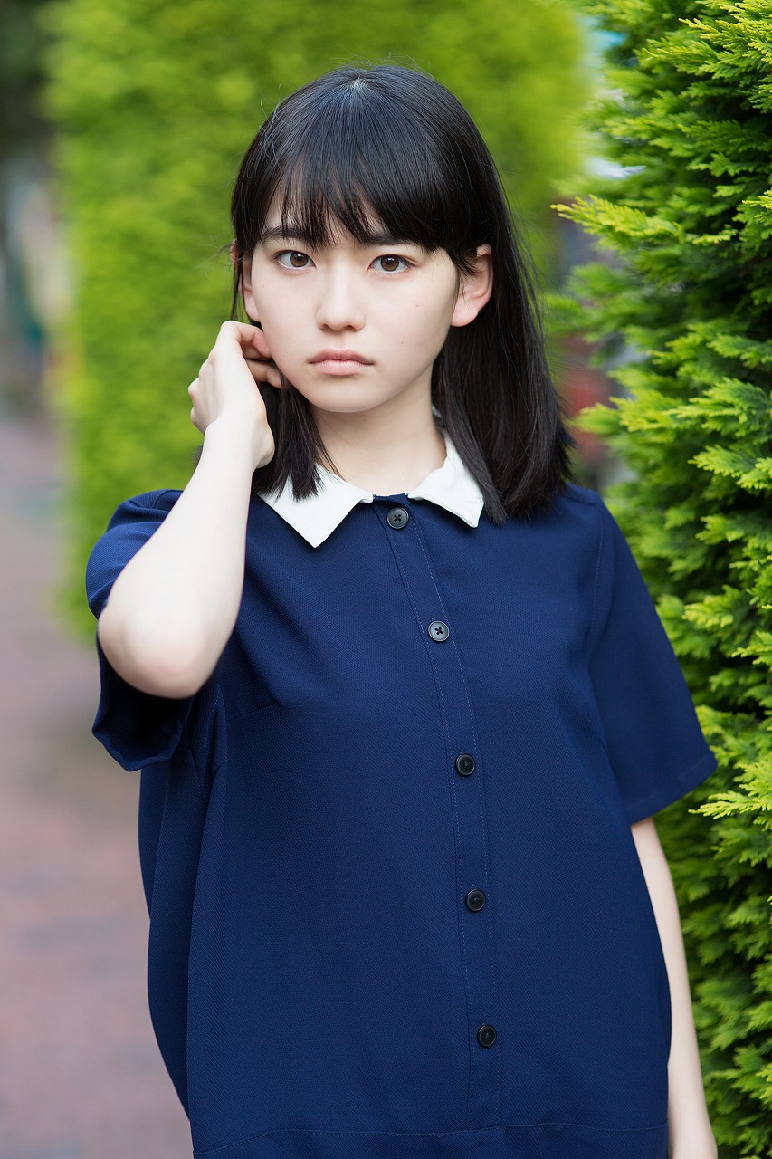 山田杏奈の目力画像まとめ 子役時代から瞳が綺麗で吸い込まれる マジかわいい 僕らのブックマークログ